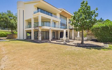 Property slide 48