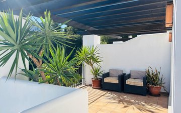 Property slide 35