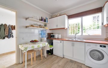 Property slide 22