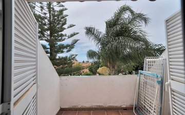 Property slide 41