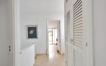 Property slide 46