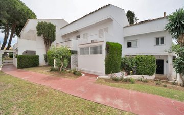 Property slide 48
