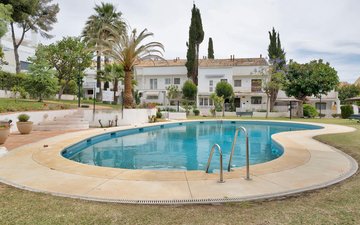 Property slide 50