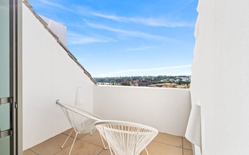 Property slide 19