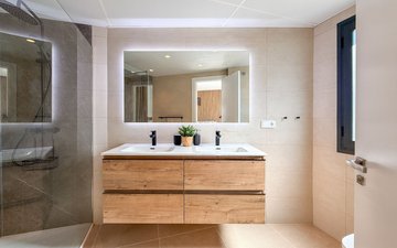 Property slide 25