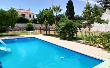 Property slide 32
