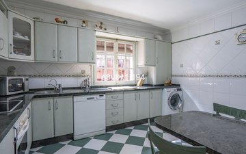 Property slide 17