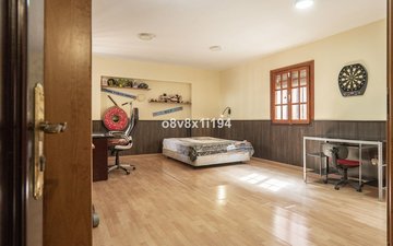 Property slide 22