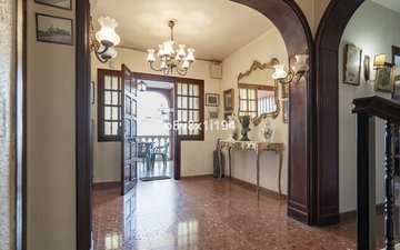Property slide 25