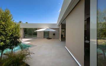 Property slide 17