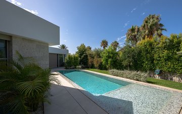 Property slide 22