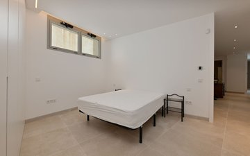 Property slide 42