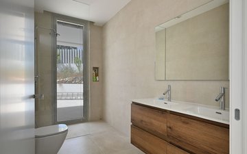 Property slide 45