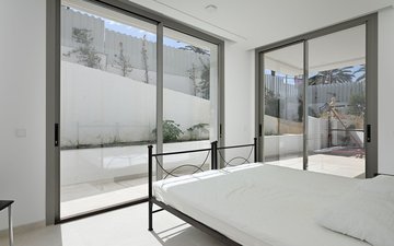 Property slide 46