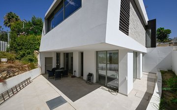 Property slide 47