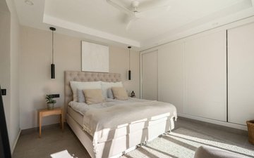 Property slide 25