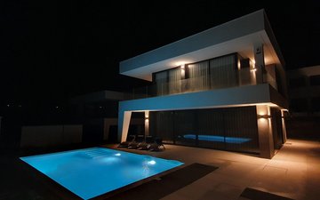 Property slide 7