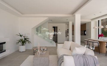 Property slide 9