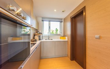 Property slide 23