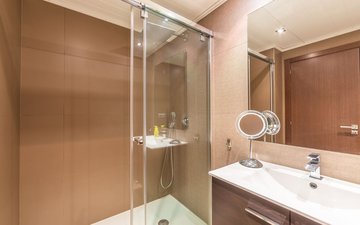 Property slide 35