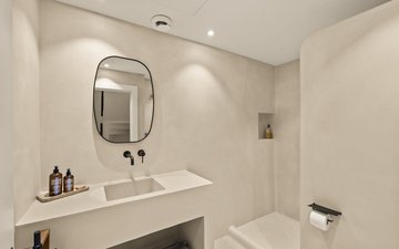 Property slide 16