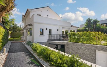 Property slide 12