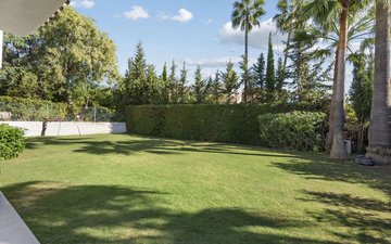 Property slide 14