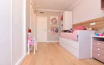 Property slide 23