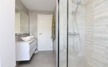 Property slide 28