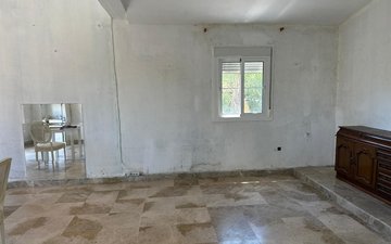 Property slide 6