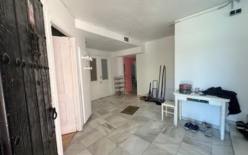 Property slide 7