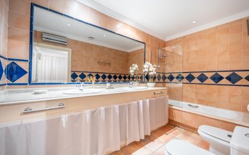 Property slide 22