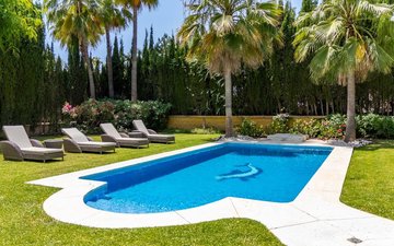 Property slide 44