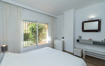 Property slide 22