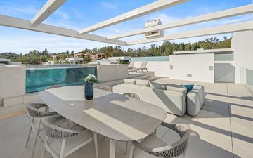 Property slide 48