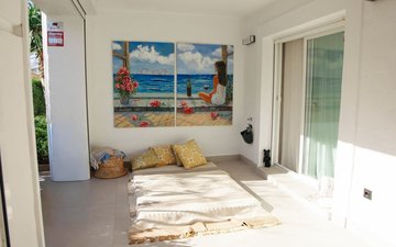 Property slide 10