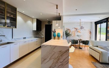 Property slide 18