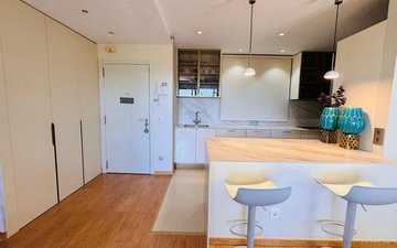 Property slide 20