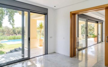 Property slide 18