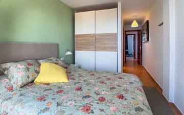 Property slide 24