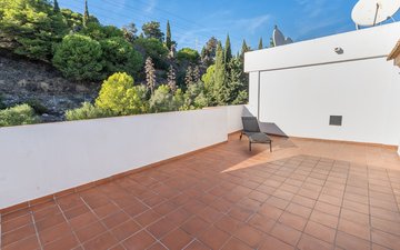 Property slide 35