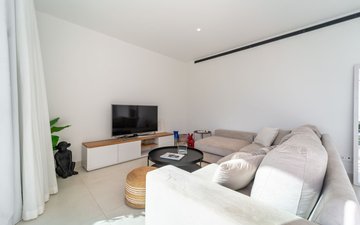 Property slide 20