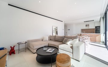 Property slide 21