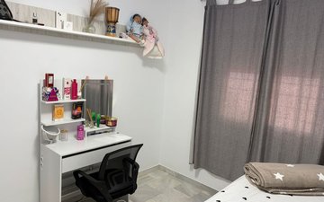 Property slide 18