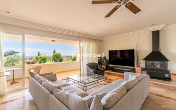 Property slide 25