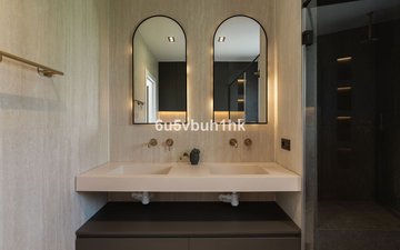 Property slide 31