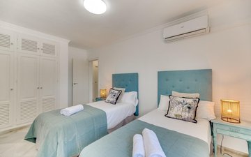 Property slide 18