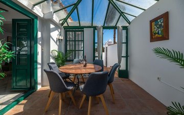 Property slide 31