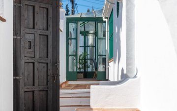 Property slide 50