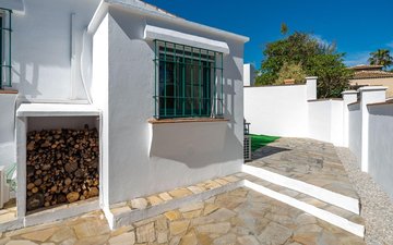 Property slide 51